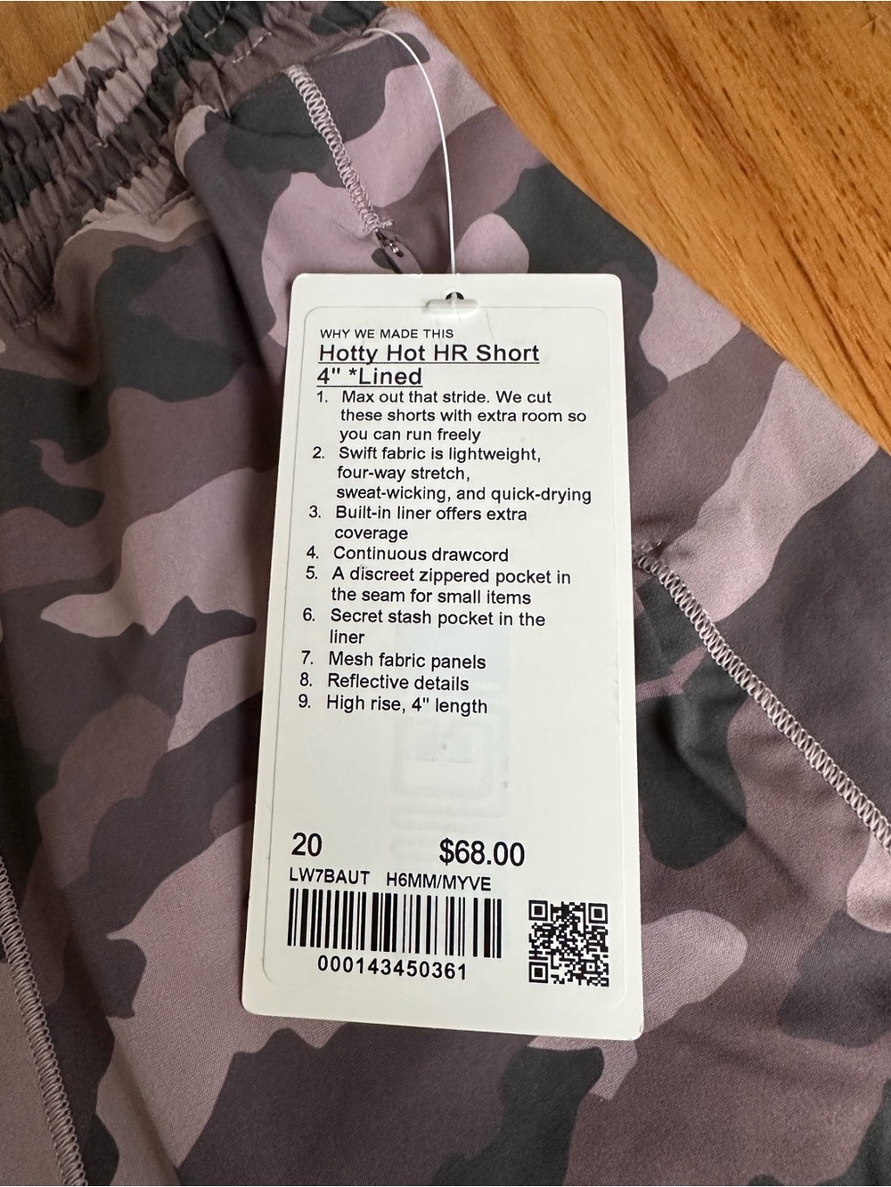 Lululemon Hotty hot shorts Size 20 - Picture 2 of 3